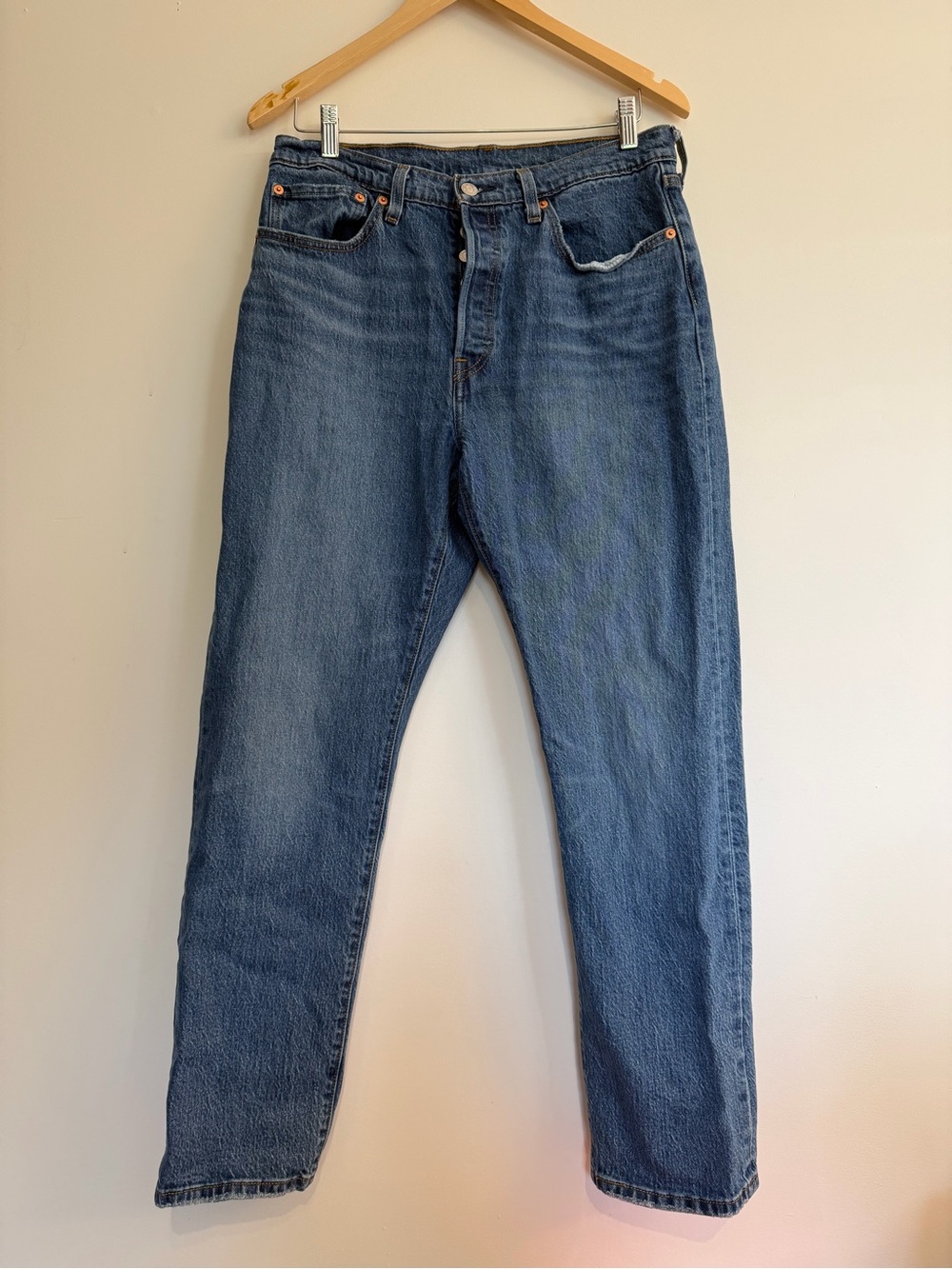 Levi’s 501 Straight Leg Denim | Medium Wash | W31 L30 | Button Fly